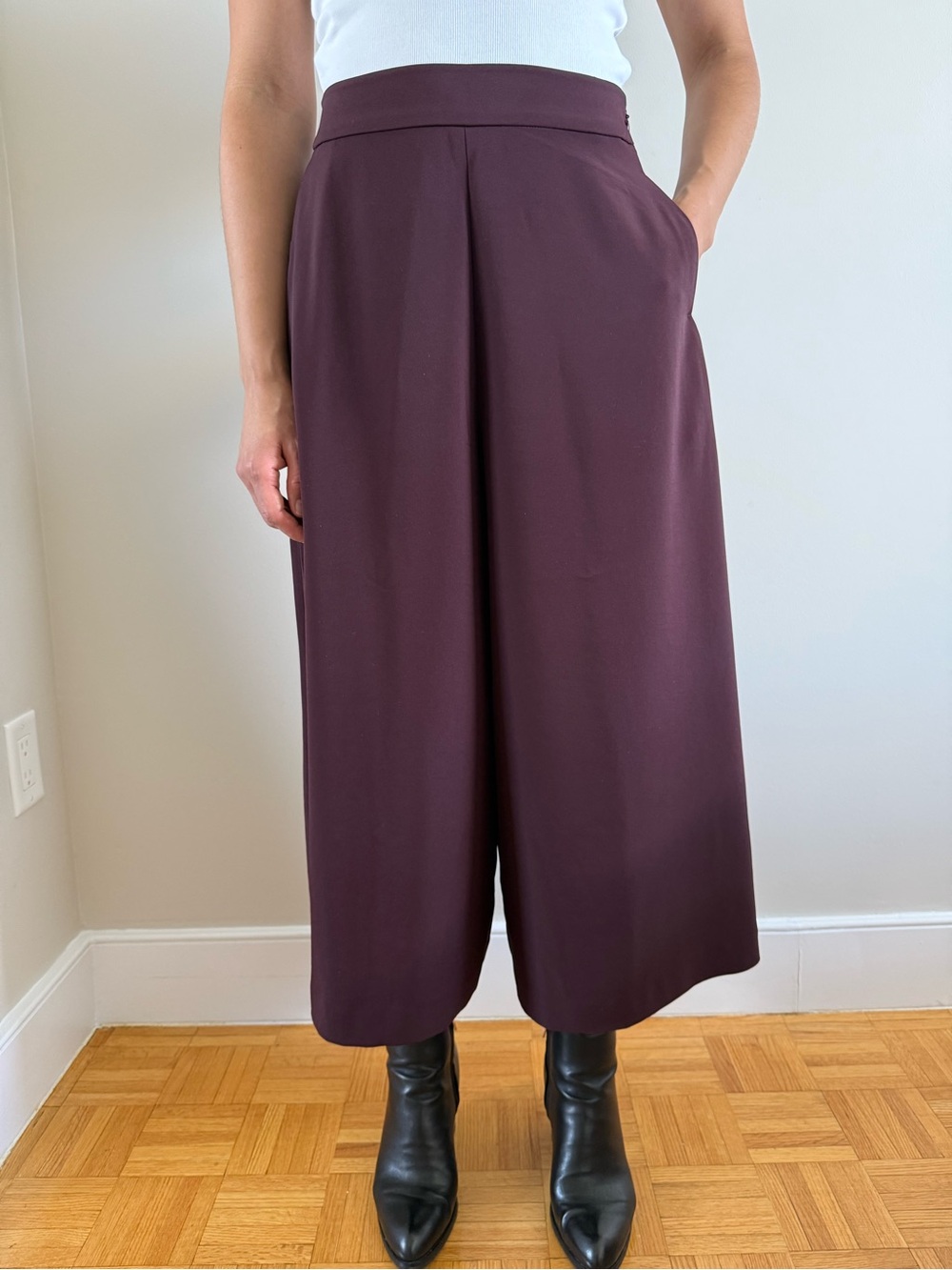 Uniqlo Wide-Leg Culotte Pants in Plum